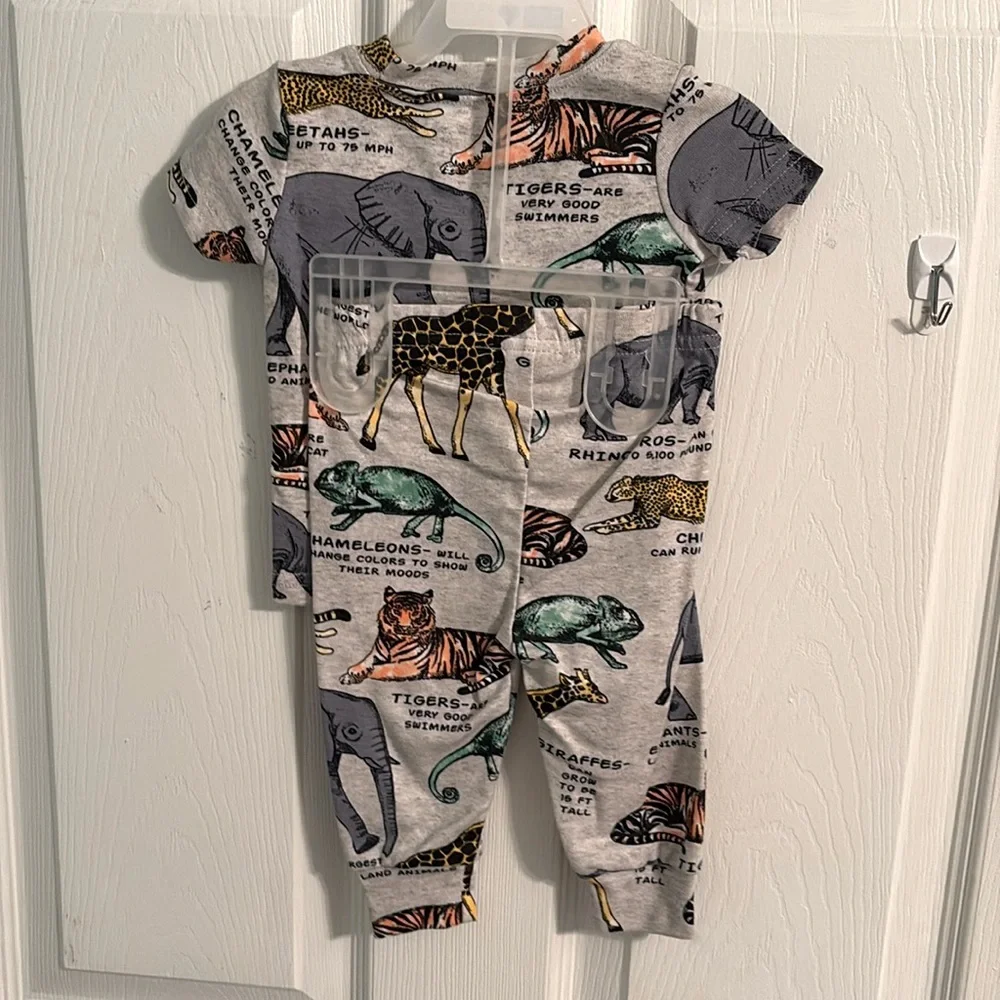 The Children's Place White and Blue Pajama Sets with Colorful Animal Print